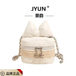 Fashion Must Have Crossbody Bag For Women Stylish Shoulder Bag For Ladies Chic Handbag Purse Underarm For Good Looks