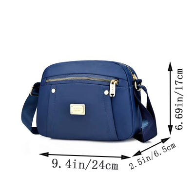 Men and women's cross-body bags are lightweight and multi-layered, perfect for shopping and traveling.