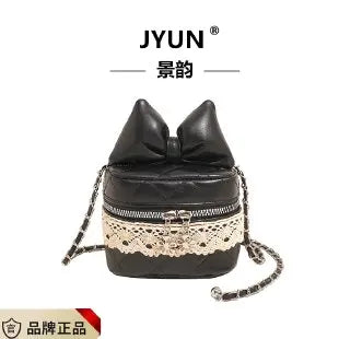 Fashion Must Have Crossbody Bag For Women Stylish Shoulder Bag For Ladies Chic Handbag Purse Underarm For Good Looks